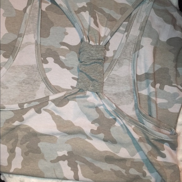 Top - Picture 4 of 5